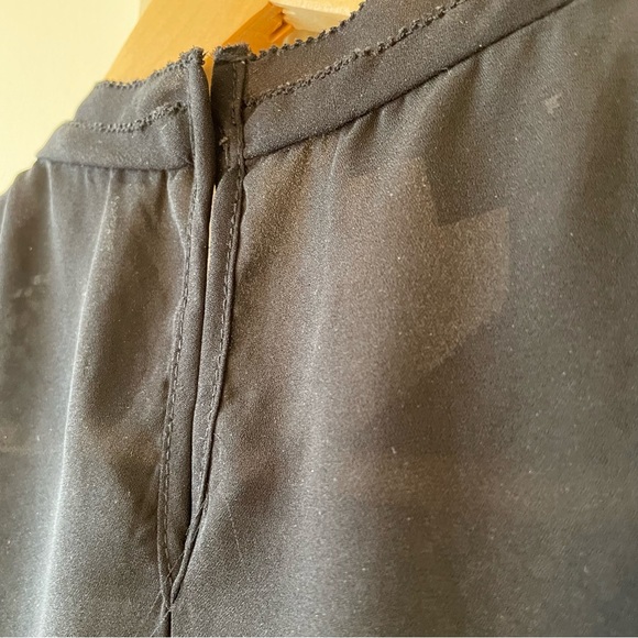 Black Sleeveless Lace Top - Metaphor - Size XS - Picture 5 of 9